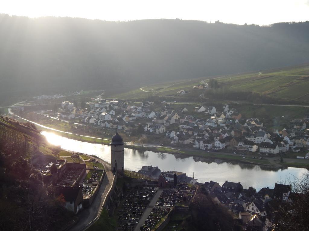 Gaestehaus Am Roemerbad Zell an der Mosel Eksteriør bilde